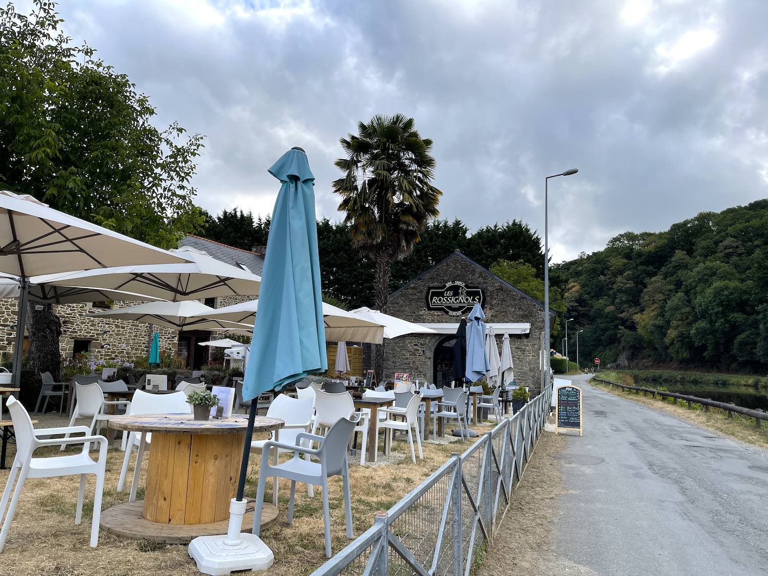 les-rossignols-dinan-gites-bar-restaurant